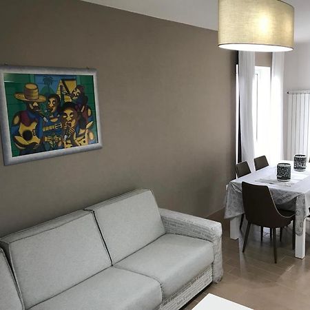 5 Miles Apt Apartment Rocca Cinquemiglia Exterior photo